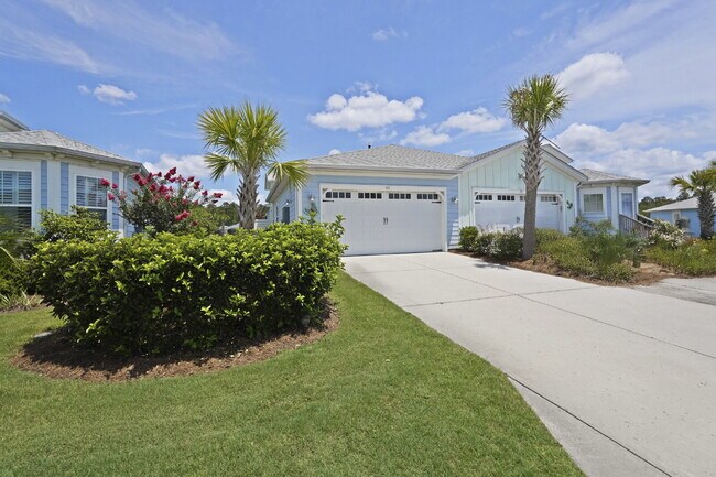 Building Photo - "Charming 2-Bedroom Retreat with 2 Baths and Den - 1558 Sq. Ft. of Comfort in Latitude Margaritav...