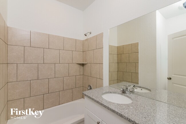 Building Photo - 12923 Thyme Wy