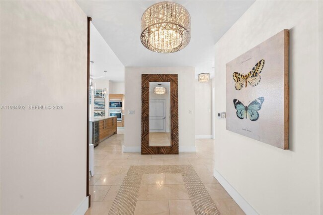 Building Photo - 2020 N Bayshore Dr