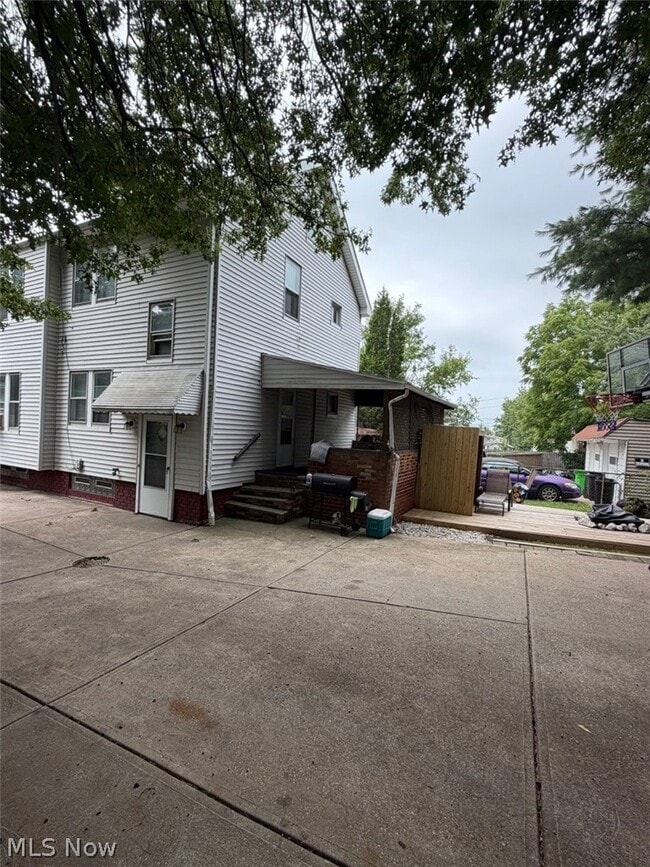 Building Photo - 9703 Park Heights Ave
