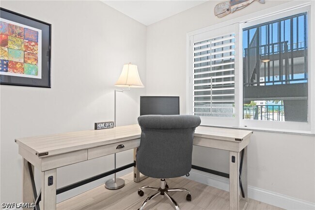 Building Photo - 10684 Gulf Shore Dr