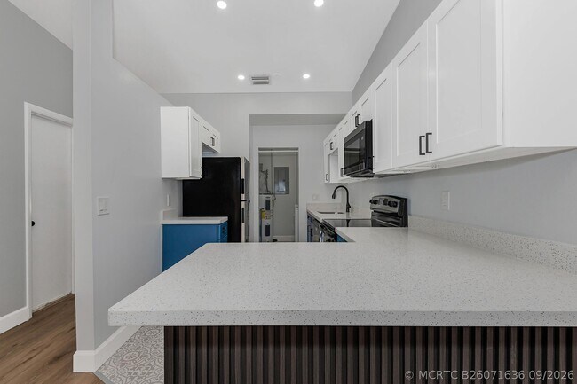 Building Photo - 9279 NW 17th Ct