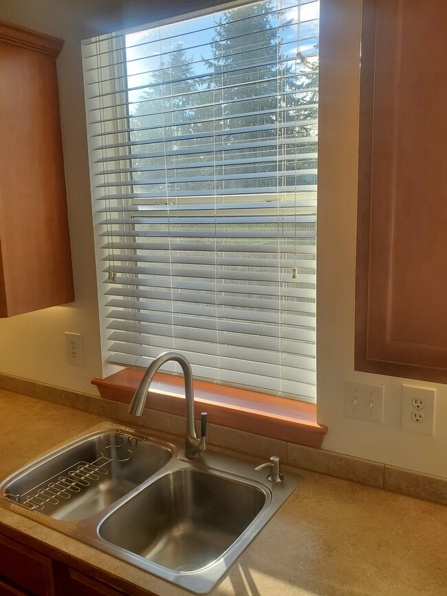 wood sills and blinds - 4107 207th Street Ct E