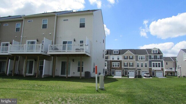 Building Photo - 29369 Oxford Dr
