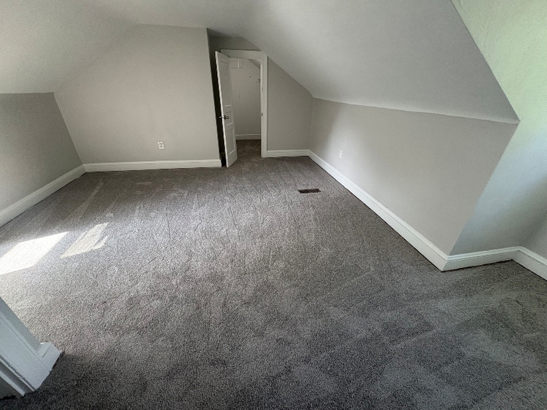 Building Photo - 6706 Granby St