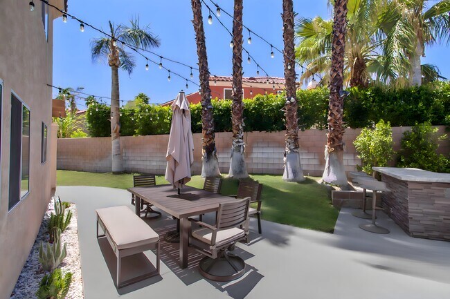 Backyard - 40605 Ventana Ct