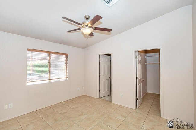 Building Photo - 11149 E 26th St