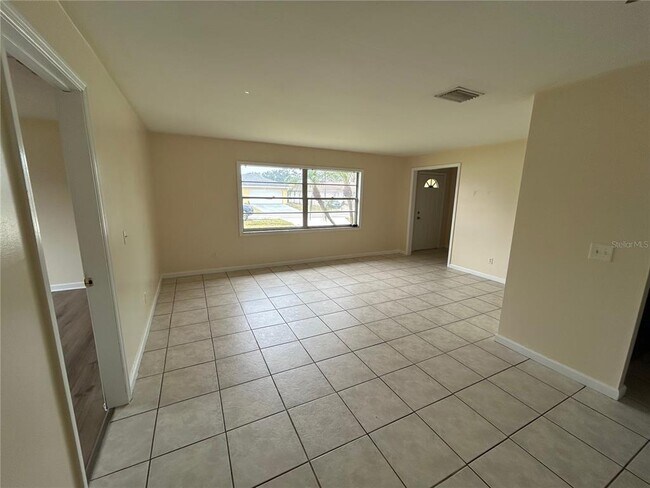 Building Photo - 769 Leonardo Ct