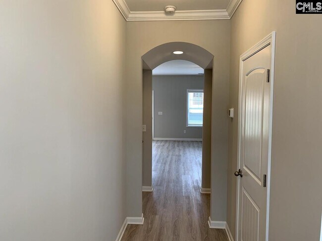 Building Photo - 918 Oxbow Ln