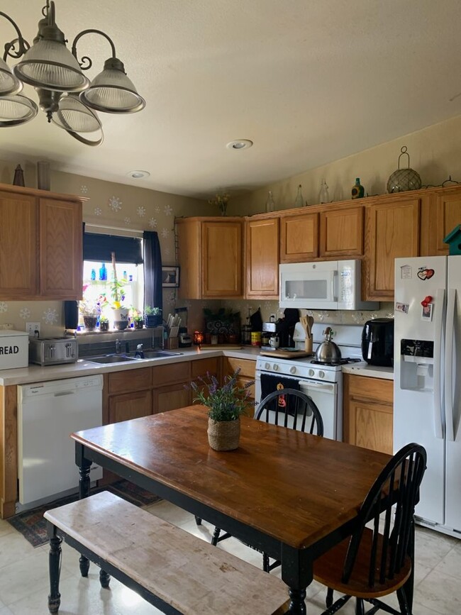 Primary Photo - Cute 3 Bedroom Home in Milliken