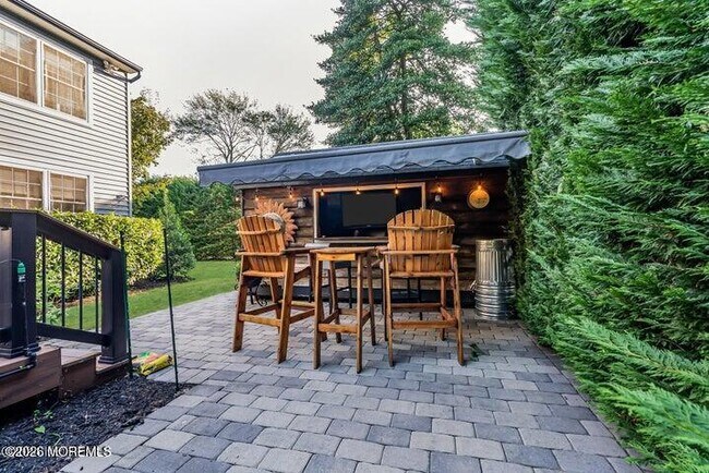 Building Photo - 7 Alvord St