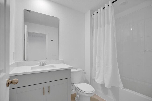 Building Photo - 2026 Crape Jasmine Ln