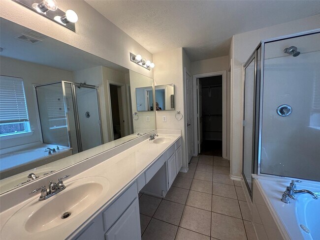 Building Photo - 21312 Terreton Springs Dr