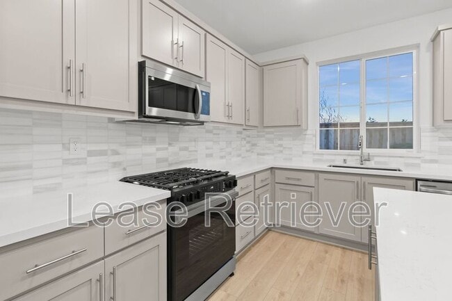 Building Photo - 1909 Ariana Pl