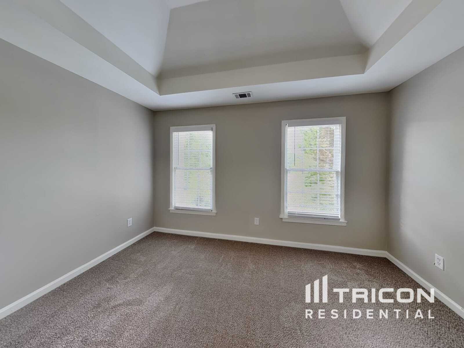Building Photo - 5025 Cascade Overlook SW