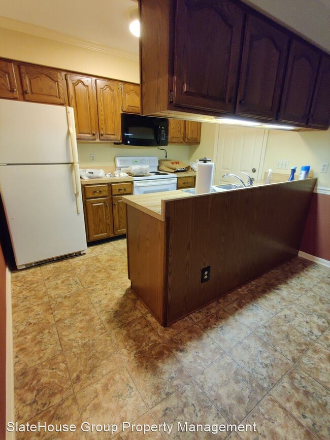 Building Photo - 2 br, 1 bath House - 12 Ashlea Village