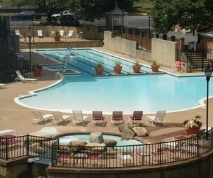 Building Photo - 1121 ARLINGTON Blvd