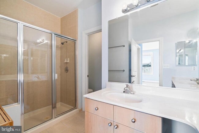 Building Photo - 1350 Monroe St NW