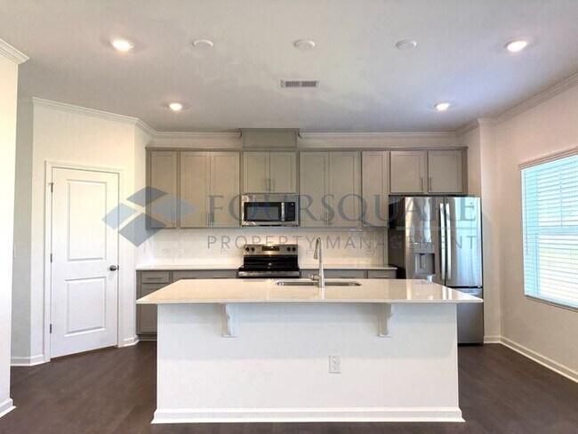 Building Photo - Spacious 4-Bed Home with Flex Room, Loft, Screened Porch & 2-Car Garage – Convenient to Angier an...