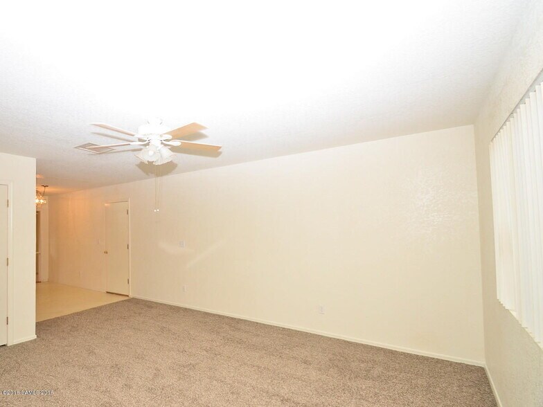 Building Photo - 113 Arrowhead Dr