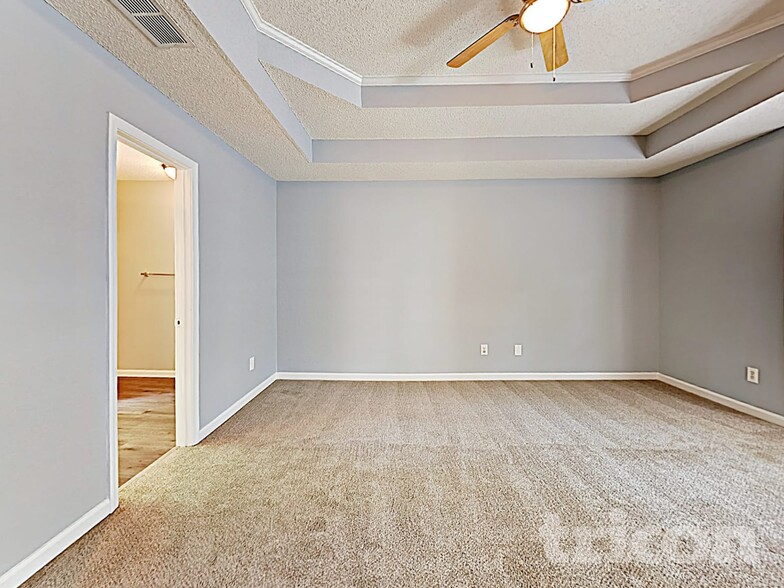 Building Photo - 66 Misty Ridge Point