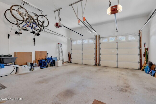 Building Photo - 20 Aspen Ln