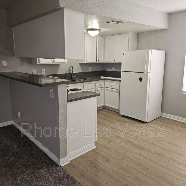 Building Photo - 4720 Cessna Ave