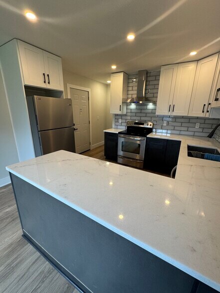 Building Photo - 594 W 130th St