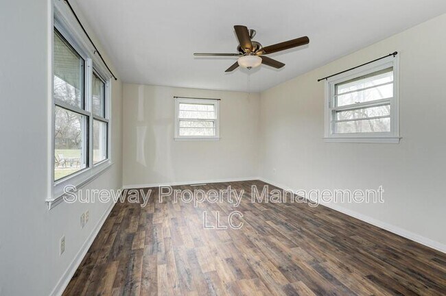 Building Photo - 55 Nassau Rd