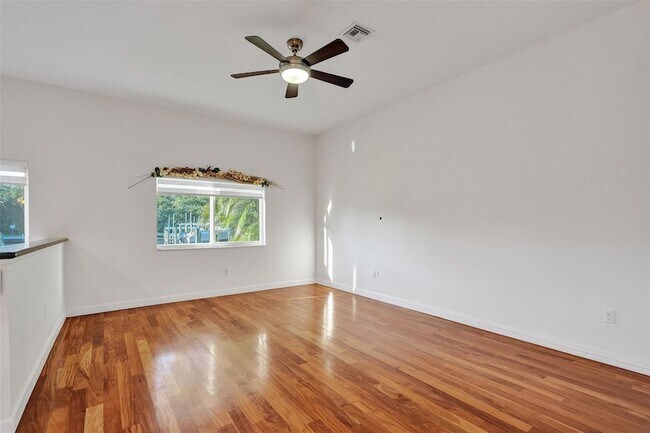 Building Photo - 2724 Treasure Cove Cir