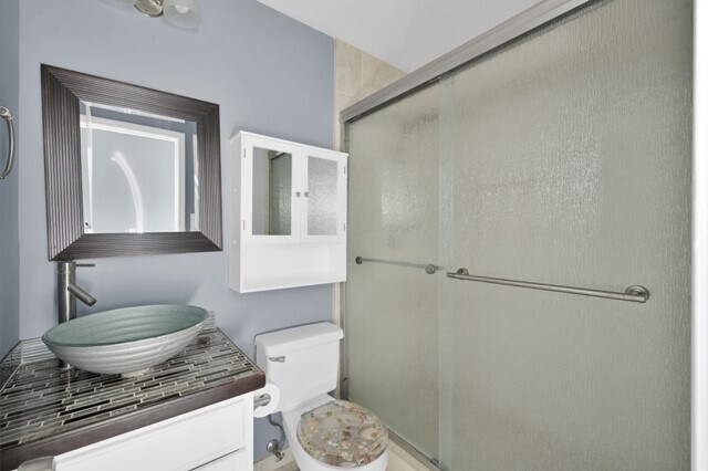 Building Photo - 6715 Dillon Dr