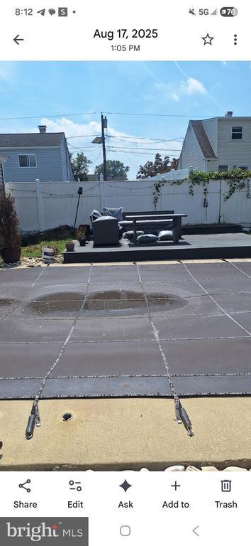 Building Photo - 93 Elton Ave