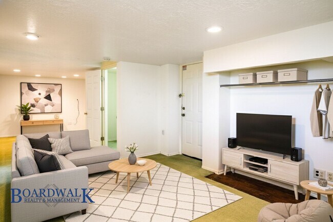 Building Photo - 5677 S 5630 W