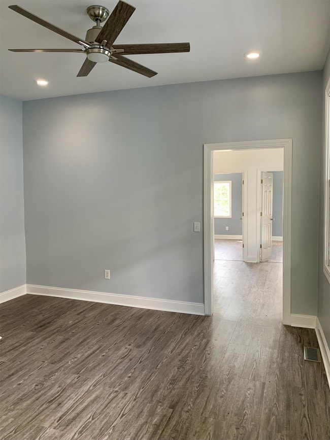 Building Photo - 244 President St