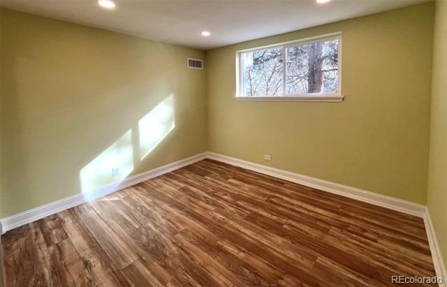 Building Photo - 2375 S Linden Ct