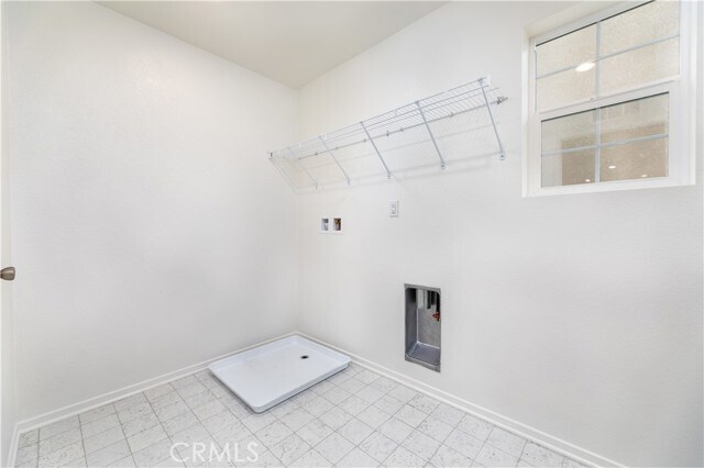 Building Photo - 9768 Solonia St