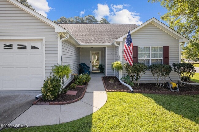 Building Photo - 102 Tiger Woods Pl