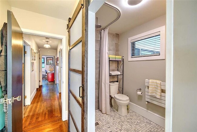 Building Photo - 151 Chace Ave