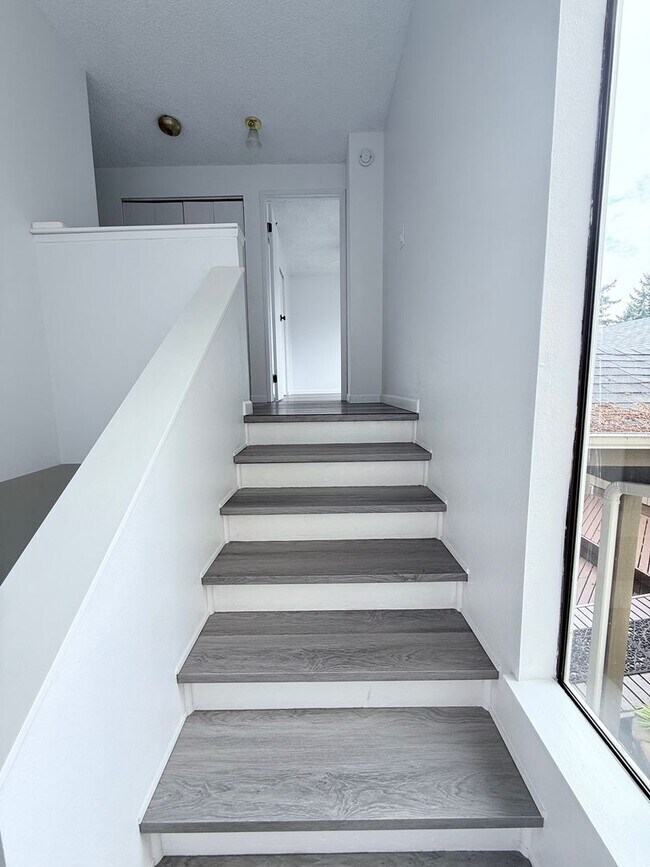 Building Photo - Charming 3-Bed Condo in Quail Run | Pool, ...
