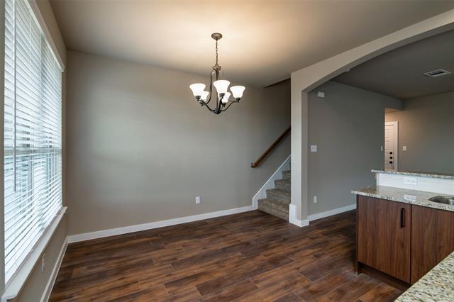 Building Photo - 604 Harvest Moon Dr