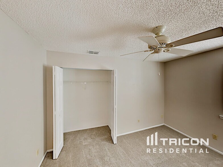Building Photo - 8306 Riverboat Dr