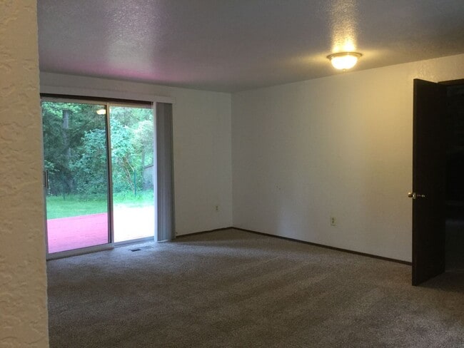 Building Photo - Spacious Mukilteo Rambler in Harbor Pointe – 3BR, Deck & Private Backyard