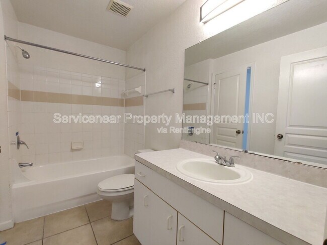 Building Photo - 17104 Carrington Park Dr