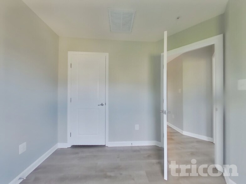 Building Photo - 5413 Double Day Ln