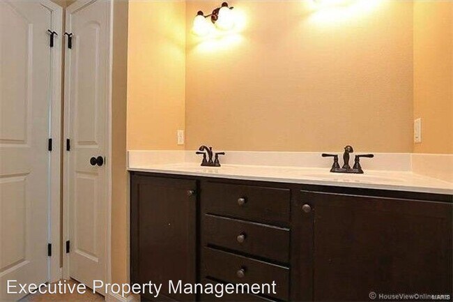 Building Photo - 3 br, 2 bath House - 212 Sun Valley Ct