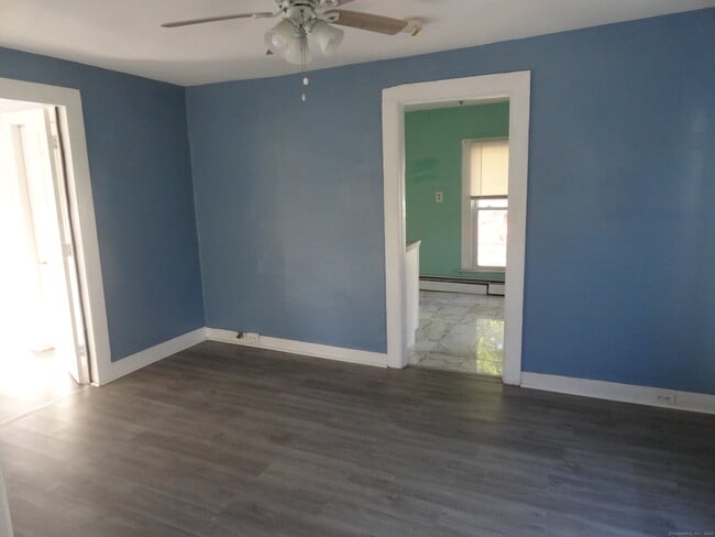 Building Photo - 177 E Pearl St