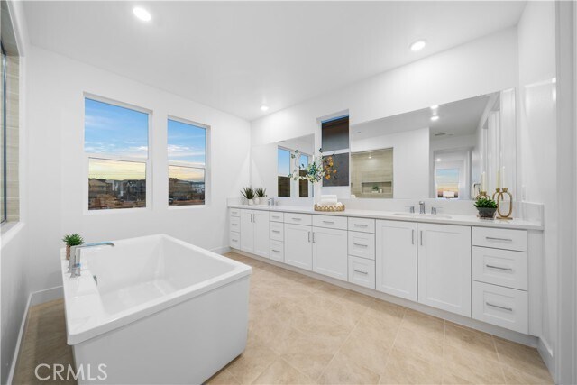 Building Photo - 580 Mulligan