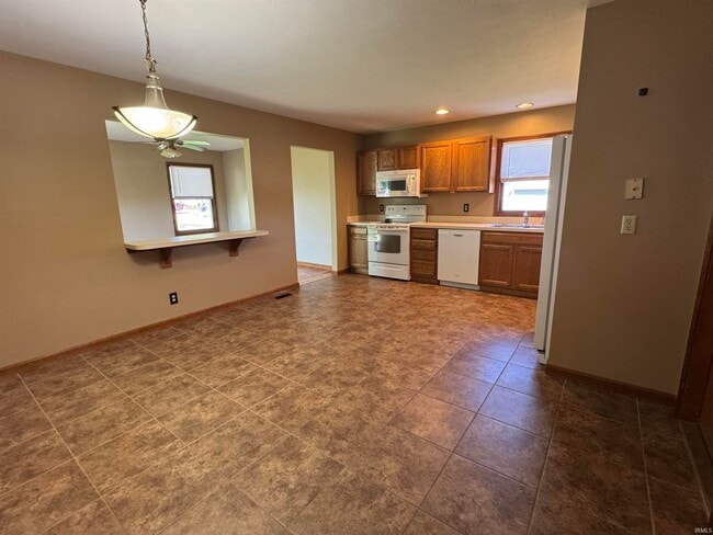Building Photo - 6155 Glacier Dr