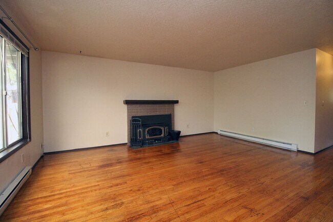 Building Photo - 3930 N Kiska St