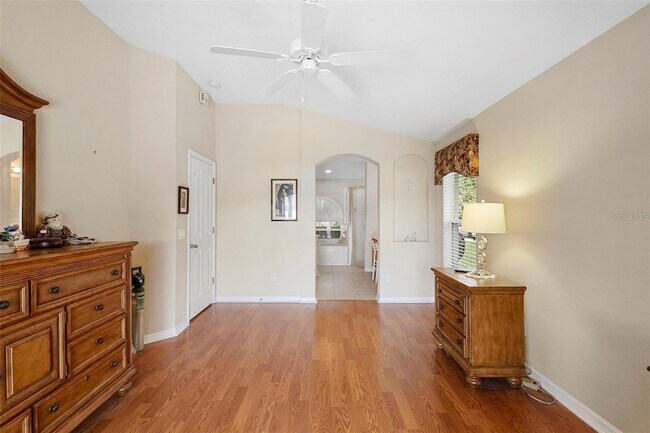 Building Photo - 713 Mountain Ash Way